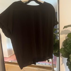 Simply Vera black cuffed sleeve shirt